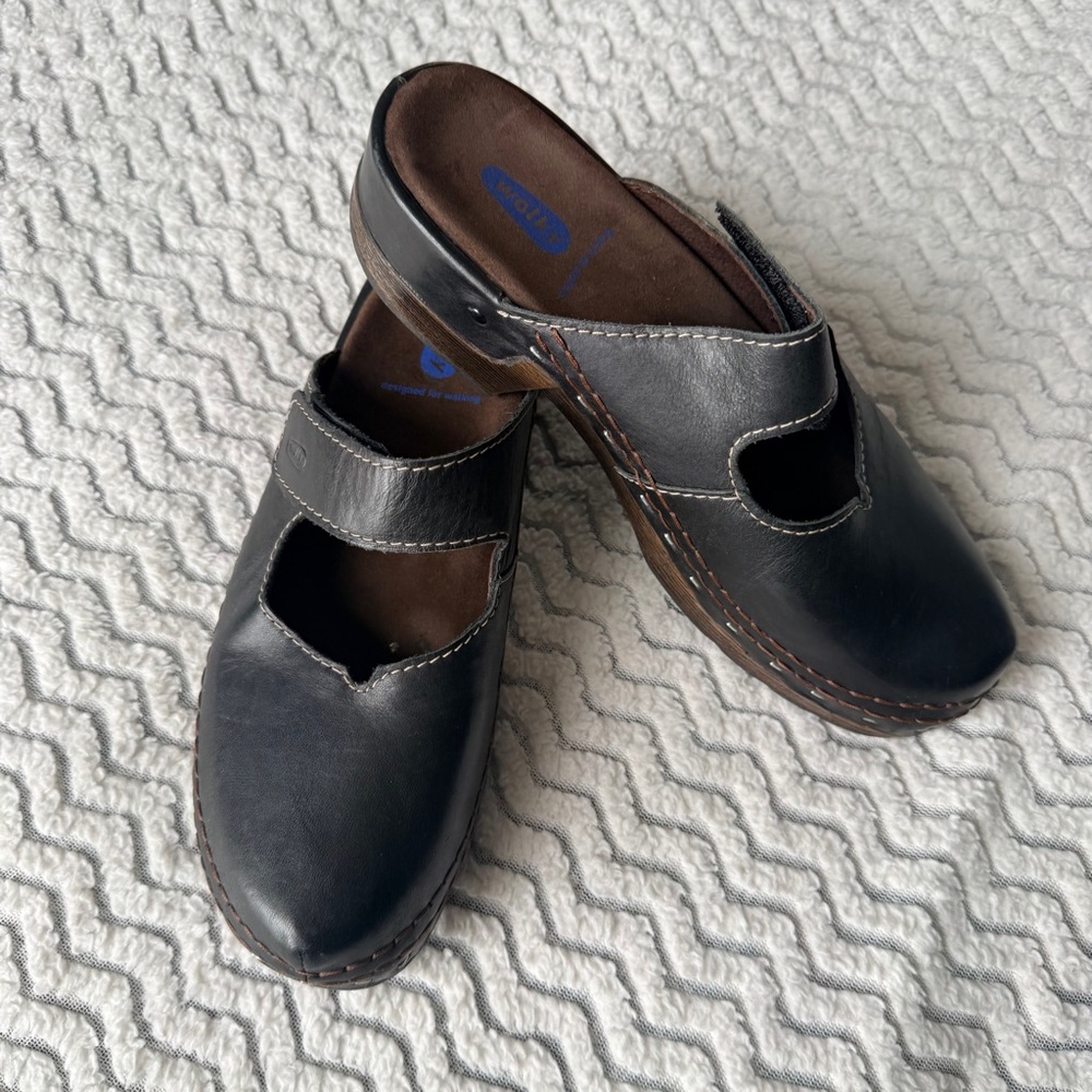 Wolky Black Leather Slip-On Clogs